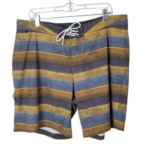 Columbia Board Shorts mens 38‎ Gray Yellow stripes Pockets Unlined Outdoor Beach